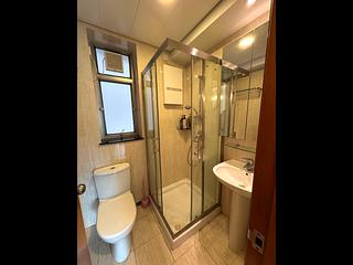 West Kowloon - Sorrento Phase 1 Block 5 07