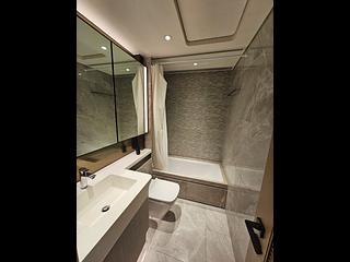 Yau Tong - Montego Bay Tower 3 03