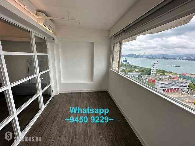 Central - 73, Connaught Road West 08