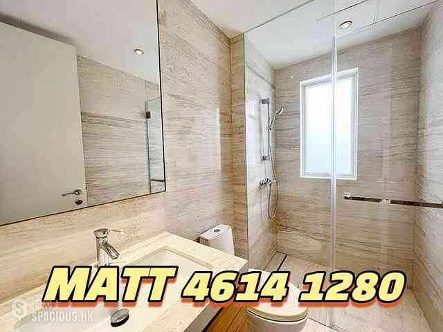 Chung Hom Kok - Magnolia (The Crown Villas) 03