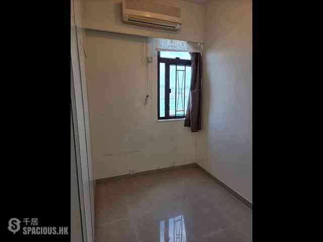 Sai Ying Pun - General Building 05