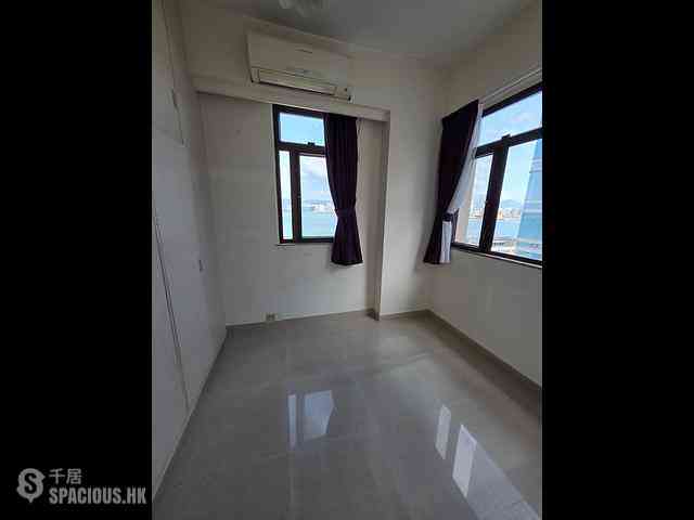 Sai Ying Pun - General Building 06