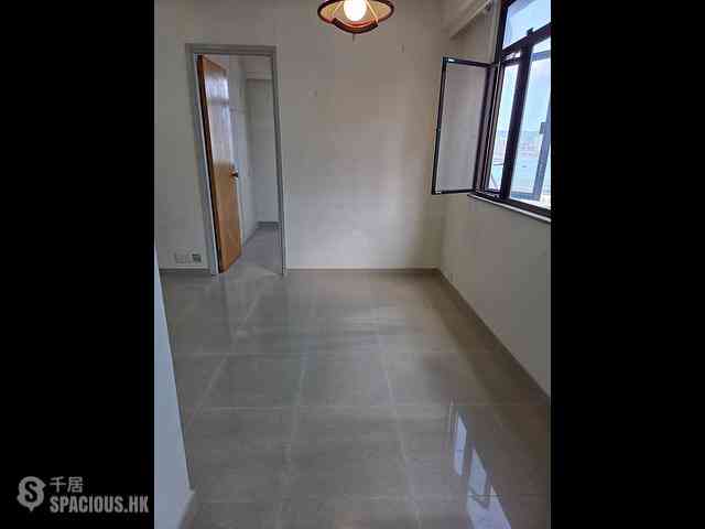 Sai Ying Pun - General Building 08