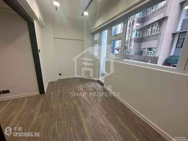 Central - 27, Aberdeen Street 03