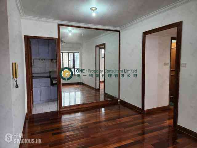 Sai Ying Pun - Kwong Fung Terrace 02