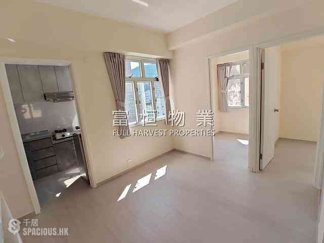 Wan Chai - Wah Fat Mansion 01