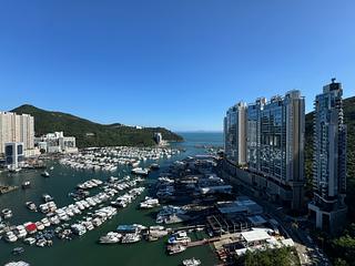 Ap Lei Chau - Marina South Block 1 02