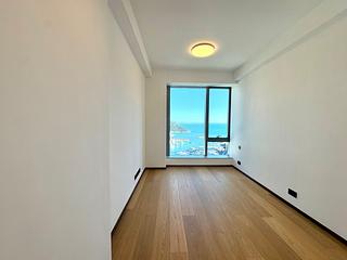 Ap Lei Chau - Marina South Block 1 06