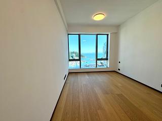 Ap Lei Chau - Marina South Block 1 09