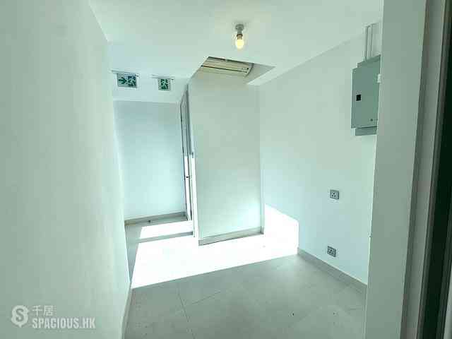 Ap Lei Chau - Marina South Block 1 11