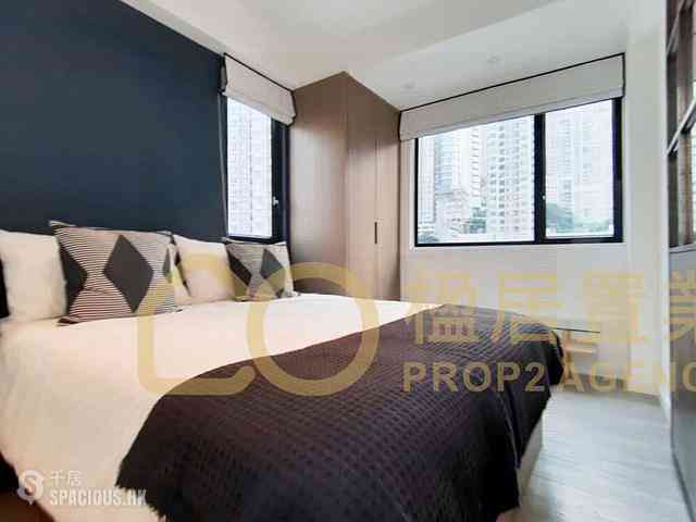 Sai Ying Pun - Lee Wah Mansion 06