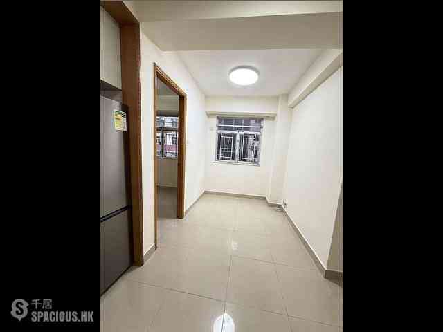 Causeway Bay - Golden Dragon Building 03
