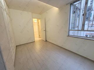 Wan Chai - Phoenix Court Block 4 06