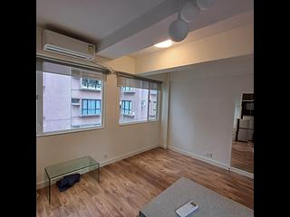 Poho - 43-45, Square Street 03