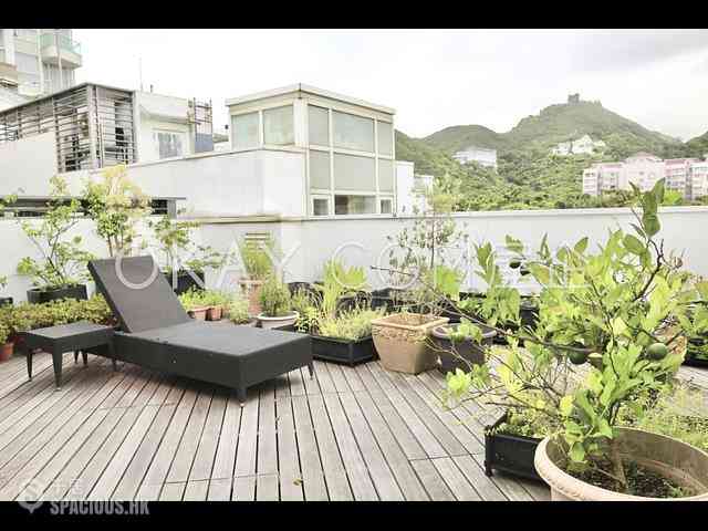 Chung Hom Kok - 33, Cape Road 01
