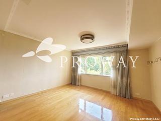 Pok Fu Lam - Baguio Villa Block 44 07