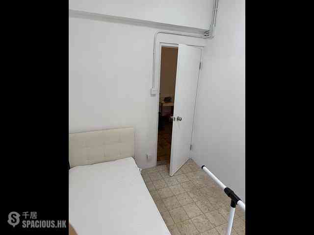 Sai Ying Pun - Tung Lee Building 11
