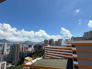 Braemar Hill - Summit Court Block D 04