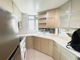 Tung Chung - Caribbean Coast Phase 4 Crystal Cove 06