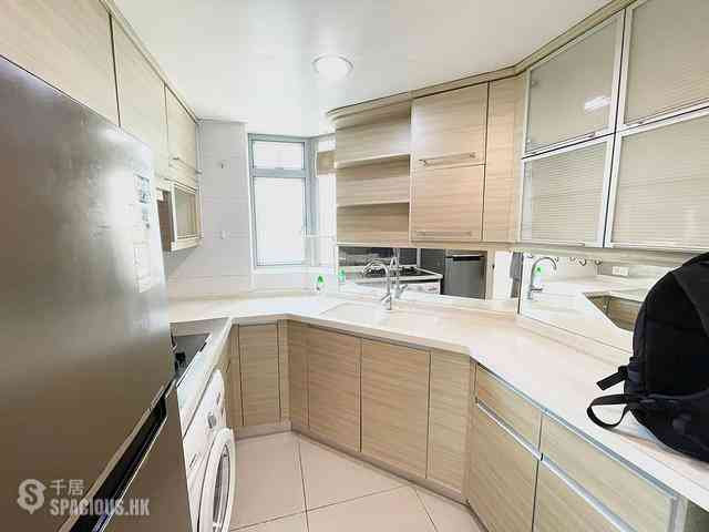 Tung Chung - Caribbean Coast Phase 4 Crystal Cove 06