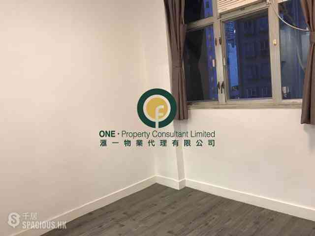 Sai Ying Pun - Fung Sing Mansion 02