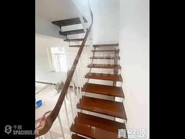 Quarry Bay - Elegance House 01
