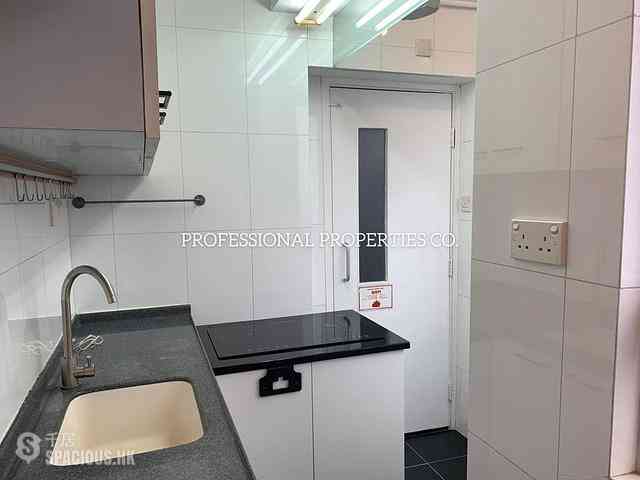 Tai Hang - Rich Building 07