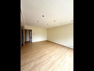 Mid Levels Central - Garden Terrace Block 3 02