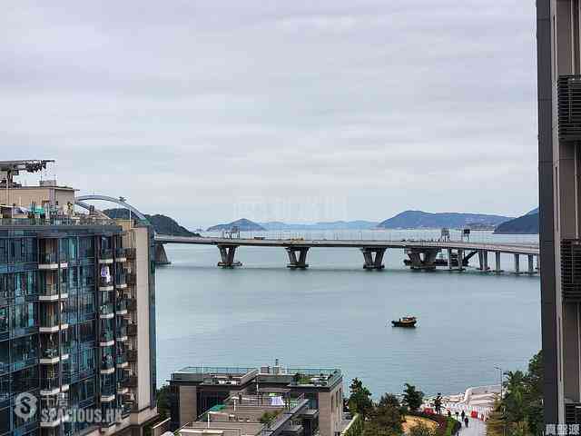 Tseung Kwan O - Capri Block 10A 01