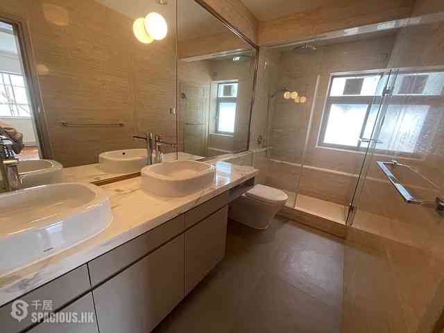 Repulse Bay - Repulse Bay Garden Block 9 07