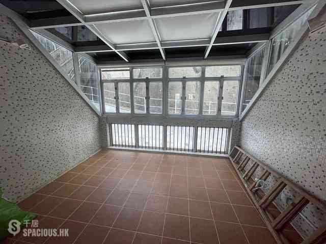 Chung Hom Kok - 30-36, Horizon Drive 08