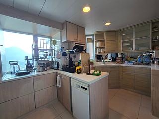 Tung Chung - Caribbean Coast Phase 4 Crystal Cove 10