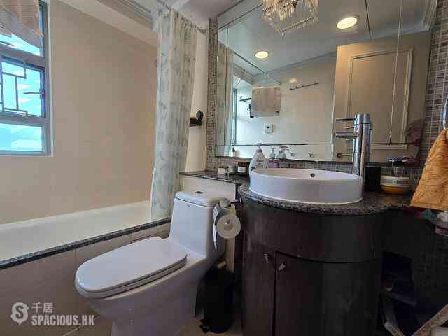 Tung Chung - Caribbean Coast Phase 4 Crystal Cove 24