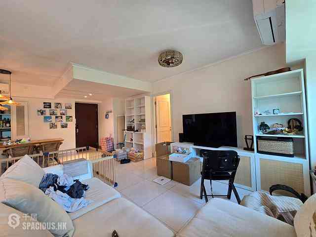 Tung Chung - Caribbean Coast Phase 4 Crystal Cove 01