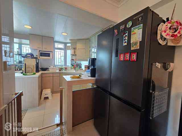 Tung Chung - Caribbean Coast Phase 4 Crystal Cove 11
