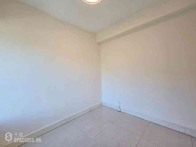 Tung Chung - Caribbean Coast Phase 4 Crystal Cove 08