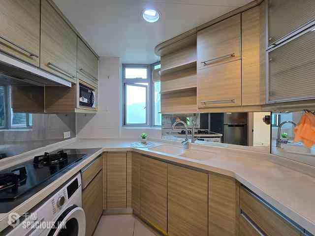 Tung Chung - Caribbean Coast Phase 4 Crystal Cove 04