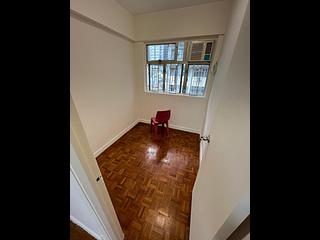 Sai Ying Pun - Tone Hing Building 06