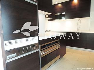 Pok Fu Lam - Albany Court 11