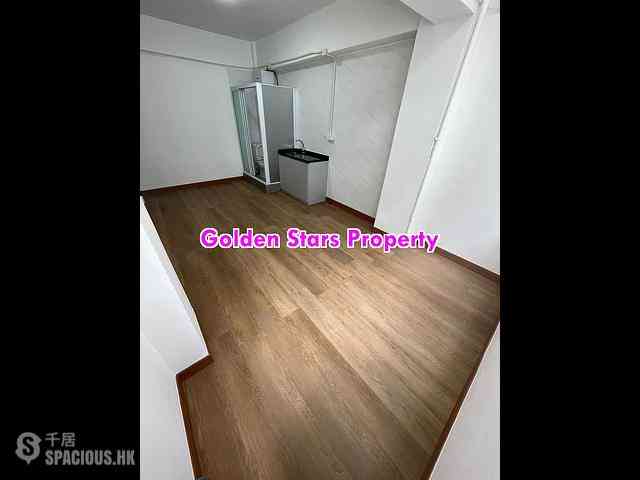 Sai Ying Pun - 26, Centre Street 05