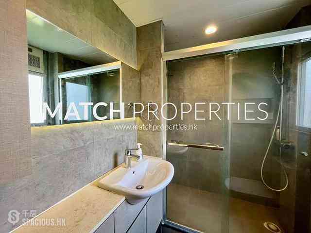 Tai Hang - Lily Court 12