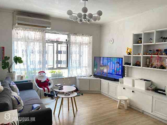 Ho Man Tin - Mandarin Court Block 4 02