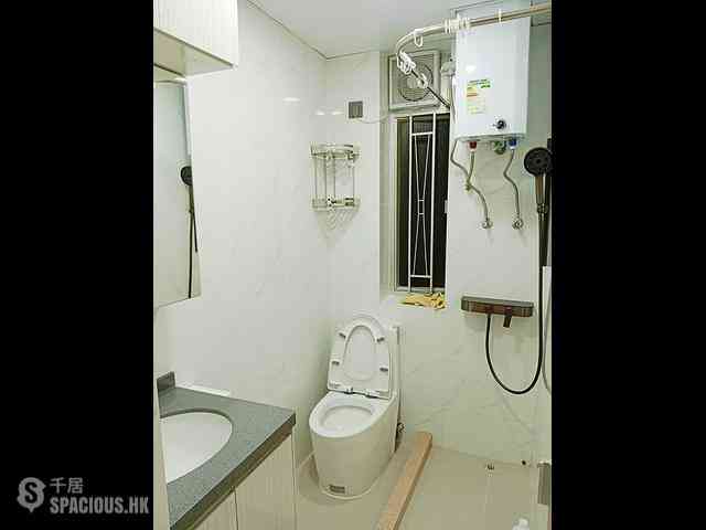 Causeway Bay - Lei Ha Court 07
