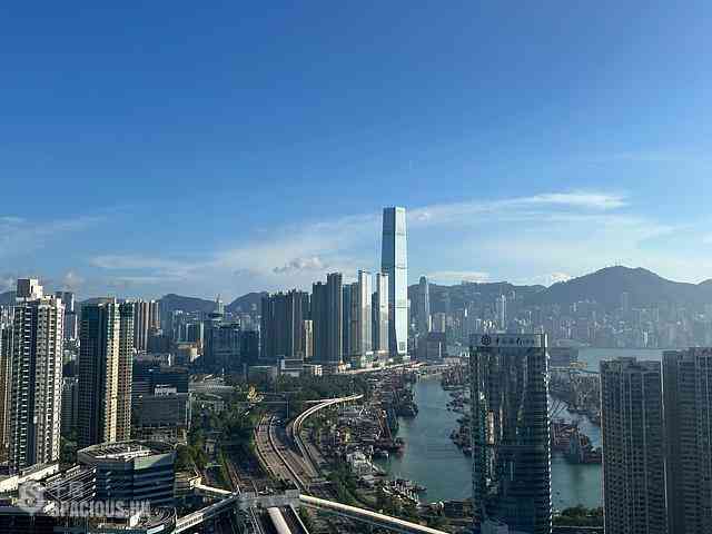 Tai Kok Tsui - Harbour Green Tower 2 02