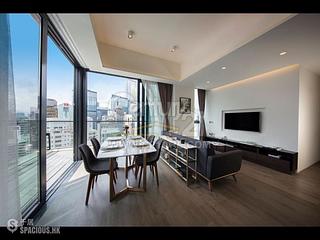 Wan Chai - The Luna 02