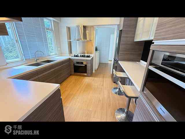 Mid Levels Central - Pearl Gardens Block EF 02
