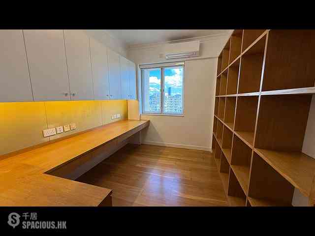 Mid Levels Central - Pearl Gardens Block EF 05