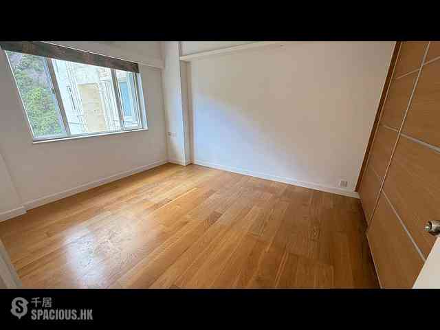 Mid Levels Central - Pearl Gardens Block EF 08