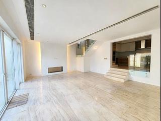 Chung Hom Kok - Magnolia (The Crown Villas) 21
