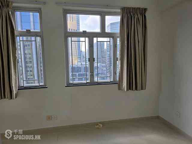 Wan Chai - Causeway Centre Block B 05